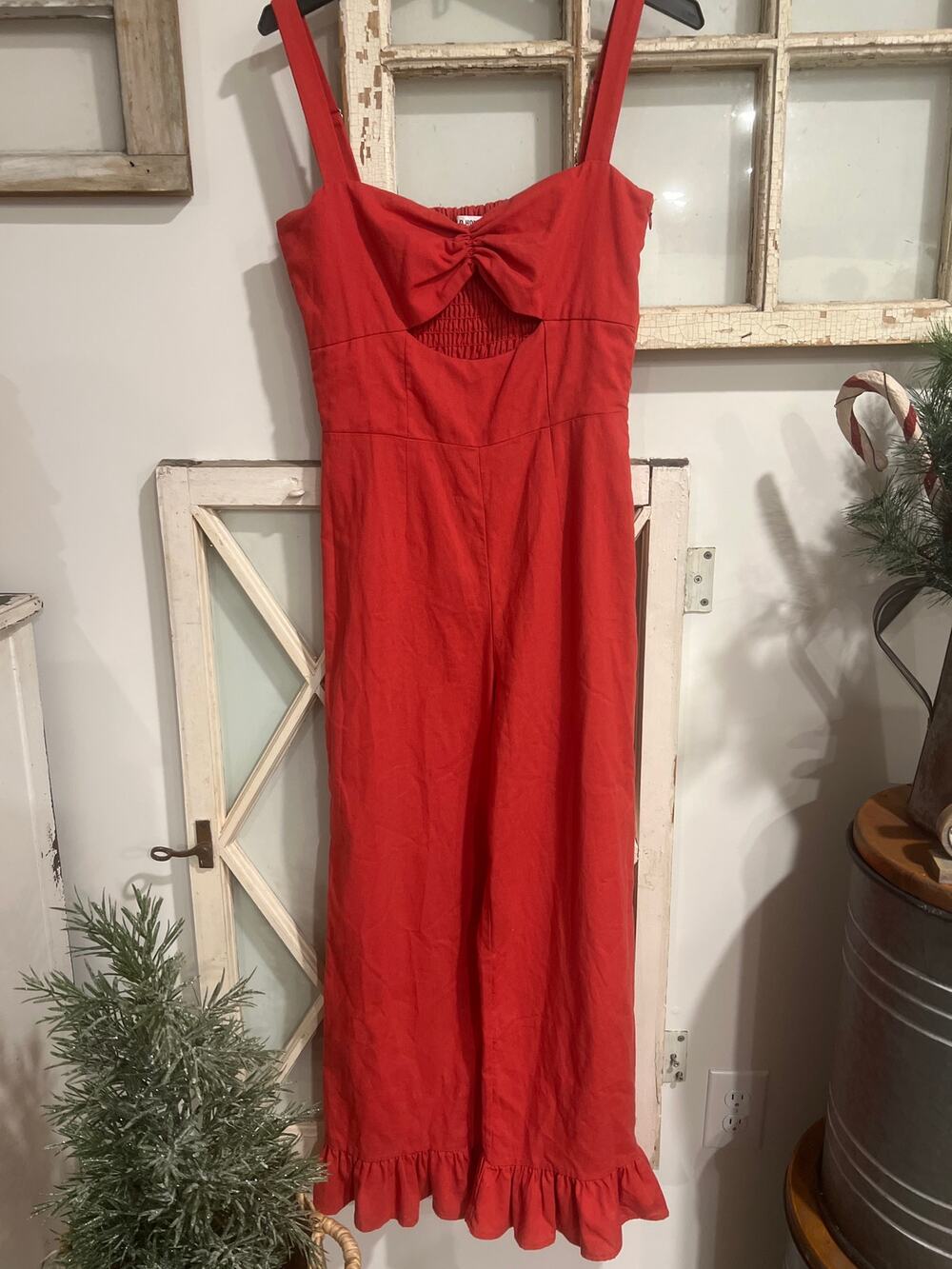NWOT Wild Honey size medium ruffled hem jumpsuit linen blend
